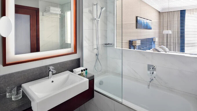 Mövenpick Hotel & Apartments Bur Dubai